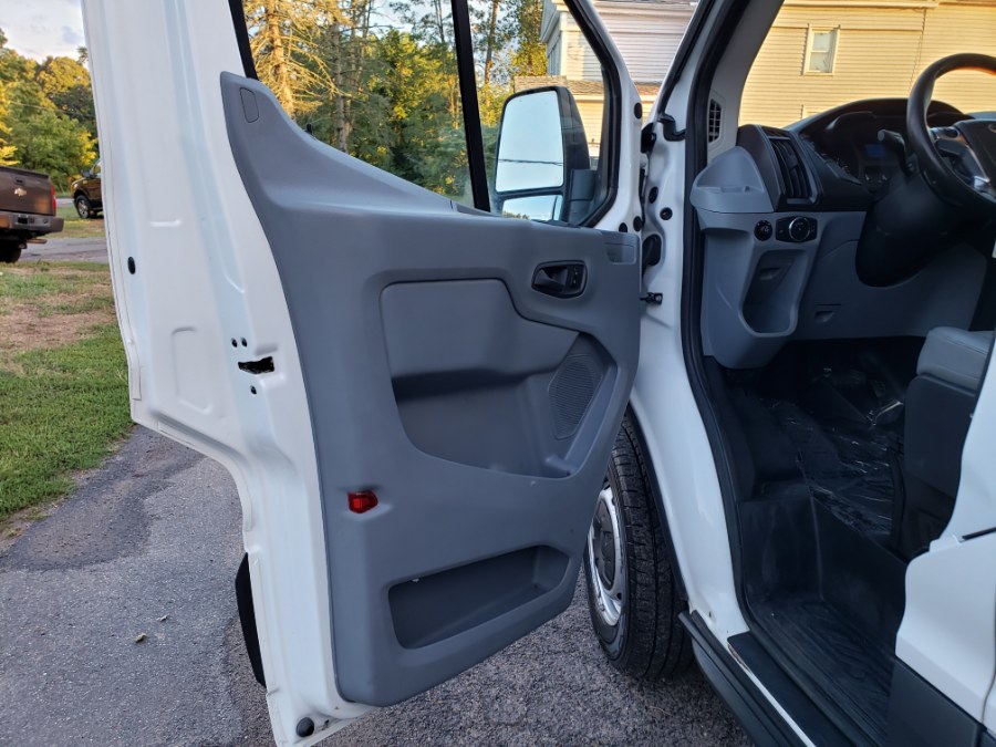 Used Ford Transit Van T-250 148" Med Rf 9000 GVWR Sliding RH Dr LWB 2017 | Toro Auto. East Windsor, Connecticut Used Ford Transit Van T-250 148" Med Rf 9000 GVWR Sliding RH Dr LWB 2017 | Toro Auto. East Windsor, Connecticut