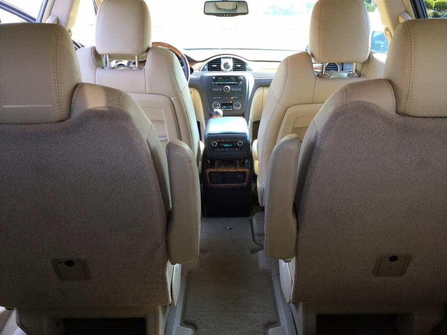 2009 Buick Enclave AWD 4dr CXL, available for sale in Plantsville, Connecticut | L&S Automotive LLC. Plantsville, Connecticut 2009 Buick Enclave AWD 4dr CXL, available for sale in Plantsville, Connecticut | L&S Automotive LLC. Plantsville, Connecticut