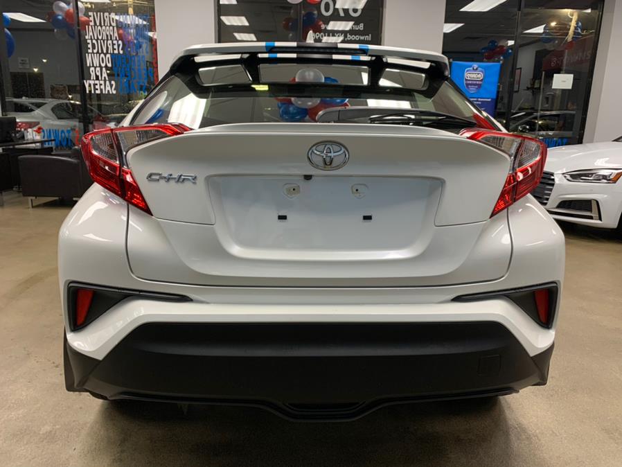 2018 Toyota C-HR XLE FWD (Natl), available for sale in Inwood, New York | 5 Towns Drive. Inwood, New York 2018 Toyota C-HR XLE FWD (Natl), available for sale in Inwood, New York | 5 Towns Drive. Inwood, New York