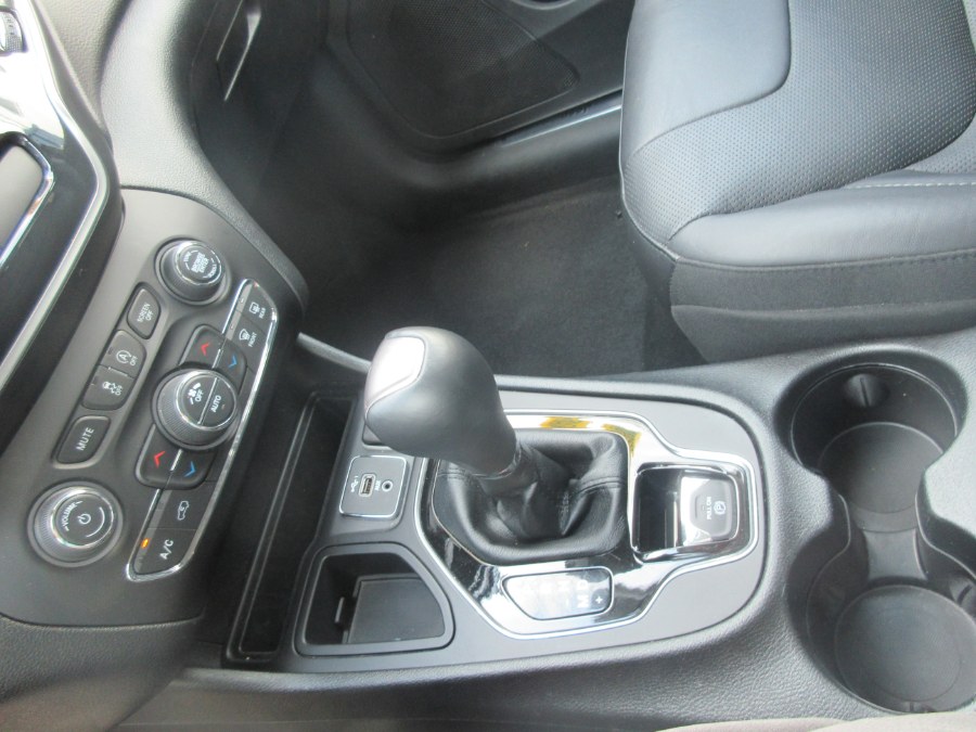 2019 Jeep Cherokee Limited FWD, available for sale in Linden, New Jersey | Route 27 Auto Mall. Linden, New Jersey 2019 Jeep Cherokee Limited FWD, available for sale in Linden, New Jersey | Route 27 Auto Mall. Linden, New Jersey