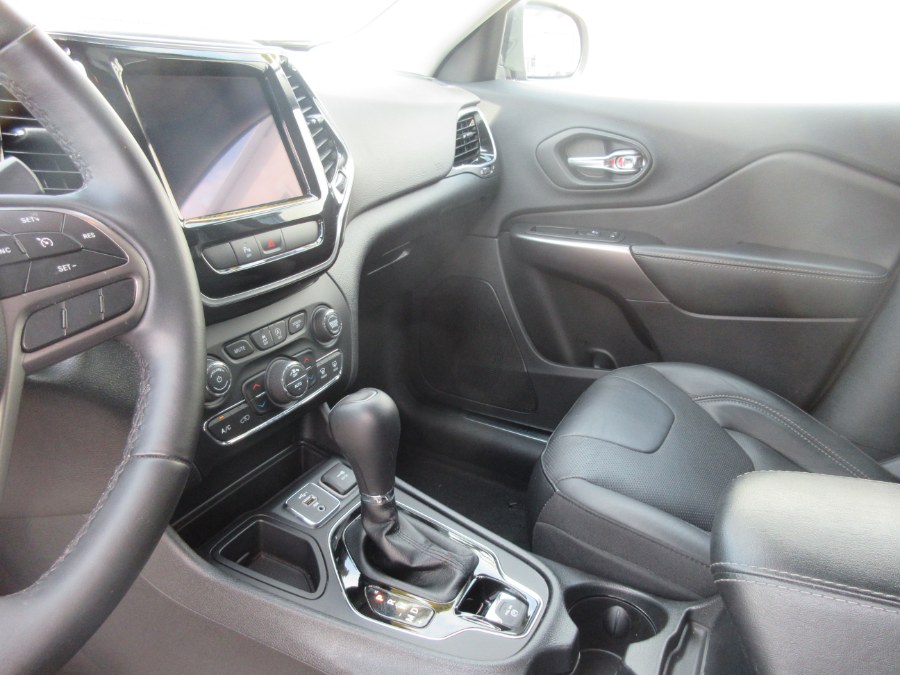2019 Jeep Cherokee Limited FWD, available for sale in Linden, New Jersey | Route 27 Auto Mall. Linden, New Jersey 2019 Jeep Cherokee Limited FWD, available for sale in Linden, New Jersey | Route 27 Auto Mall. Linden, New Jersey
