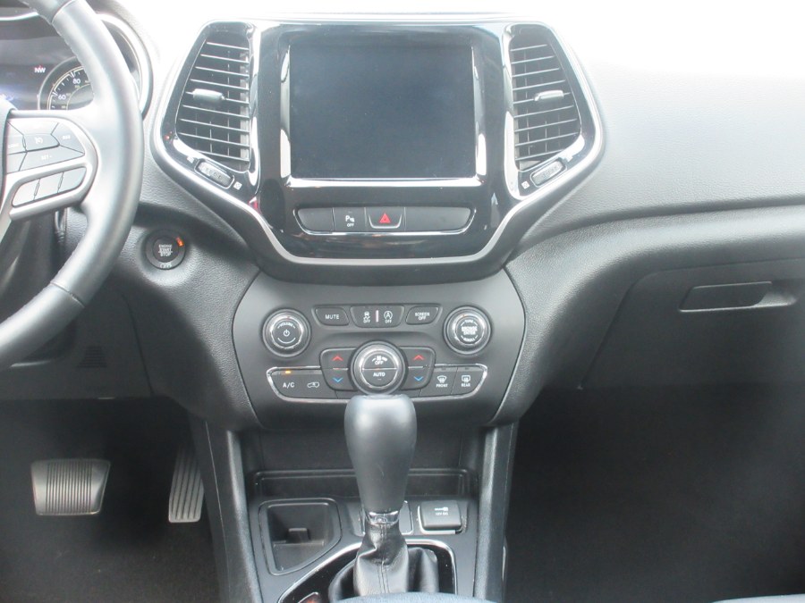 2019 Jeep Cherokee Limited FWD, available for sale in Linden, New Jersey | Route 27 Auto Mall. Linden, New Jersey 2019 Jeep Cherokee Limited FWD, available for sale in Linden, New Jersey | Route 27 Auto Mall. Linden, New Jersey