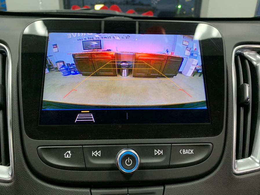 2020 Chevrolet Malibu 4dr Sdn LT, available for sale in Inwood, New York | 5 Towns Drive. Inwood, New York 2020 Chevrolet Malibu 4dr Sdn LT, available for sale in Inwood, New York | 5 Towns Drive. Inwood, New York
