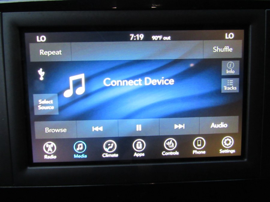 2018 Chrysler Pacifica Touring L, available for sale in Middle Village, New York | Road Masters II INC. Middle Village, New York 2018 Chrysler Pacifica Touring L, available for sale in Middle Village, New York | Road Masters II INC. Middle Village, New York