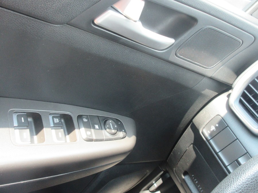 2019 Kia Sportage LX FWD, available for sale in Linden, New Jersey | Route 27 Auto Mall. Linden, New Jersey 2019 Kia Sportage LX FWD, available for sale in Linden, New Jersey | Route 27 Auto Mall. Linden, New Jersey