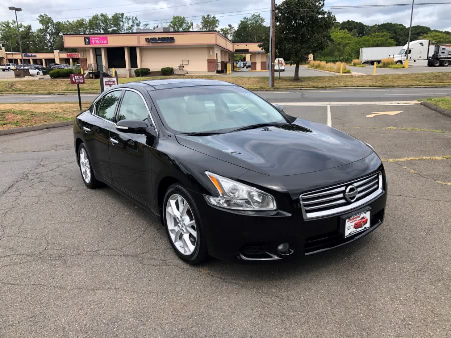 2014 Nissan Maxima 4dr Sdn 3.5 S, available for sale in Hartford , Connecticut | Ledyard Auto Sale LLC. Hartford , Connecticut