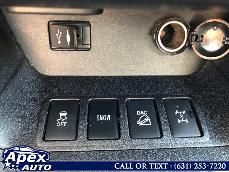 2015 Toyota Highlander AWD 4dr V6 XLE (Natl), available for sale in Selden, New York | Apex Auto. Selden, New York 2015 Toyota Highlander AWD 4dr V6 XLE (Natl), available for sale in Selden, New York | Apex Auto. Selden, New York