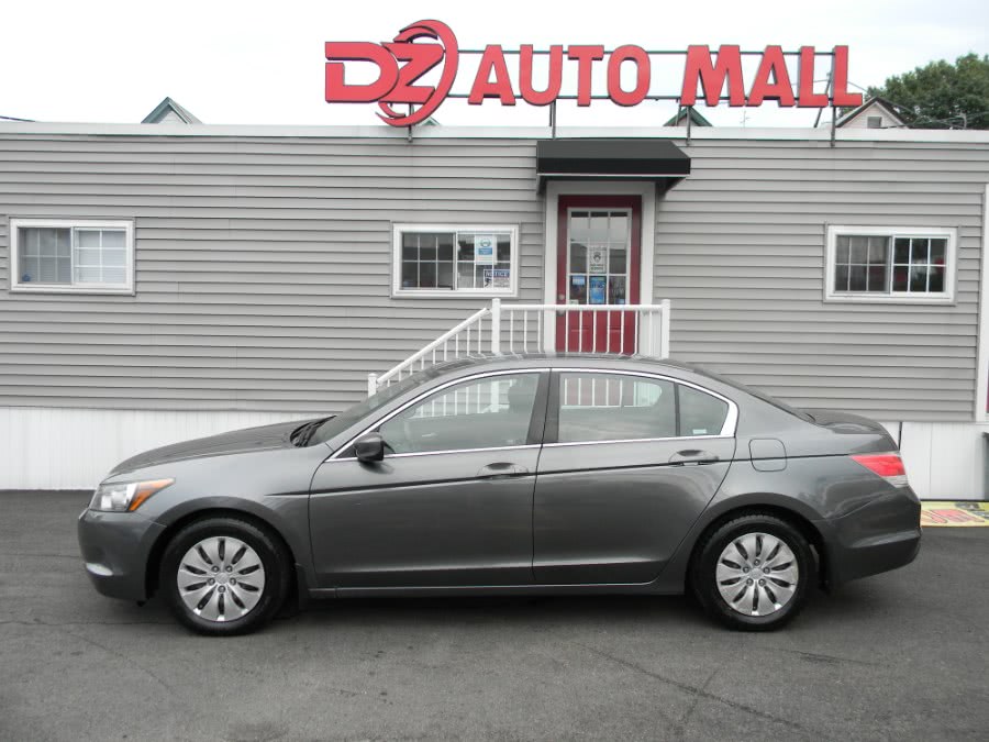 2009 Honda Accord Sdn 4dr I4 Auto LX, available for sale in Paterson, New Jersey | DZ Automall. Paterson, New Jersey