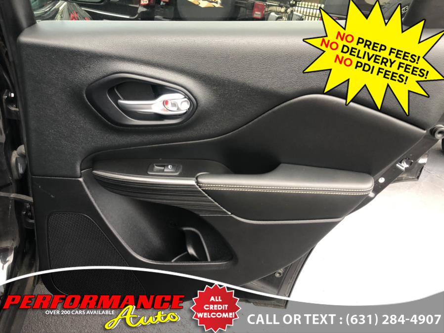 Used Jeep Cherokee 4WD 4dr Limited 2014 | Performance Auto Inc. Bohemia, New York Used Jeep Cherokee 4WD 4dr Limited 2014 | Performance Auto Inc. Bohemia, New York
