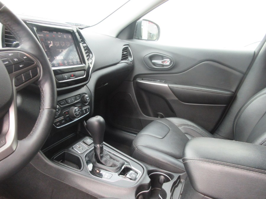 2019 Jeep Cherokee Limited FWD, available for sale in Linden, New Jersey | Route 27 Auto Mall. Linden, New Jersey 2019 Jeep Cherokee Limited FWD, available for sale in Linden, New Jersey | Route 27 Auto Mall. Linden, New Jersey