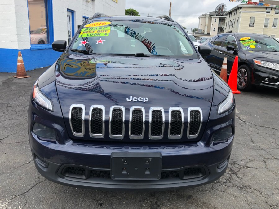 Used Jeep Cherokee 4WD 4dr Sport 2016 | Affordable Motors Inc. Bridgeport, Connecticut Used Jeep Cherokee 4WD 4dr Sport 2016 | Affordable Motors Inc. Bridgeport, Connecticut