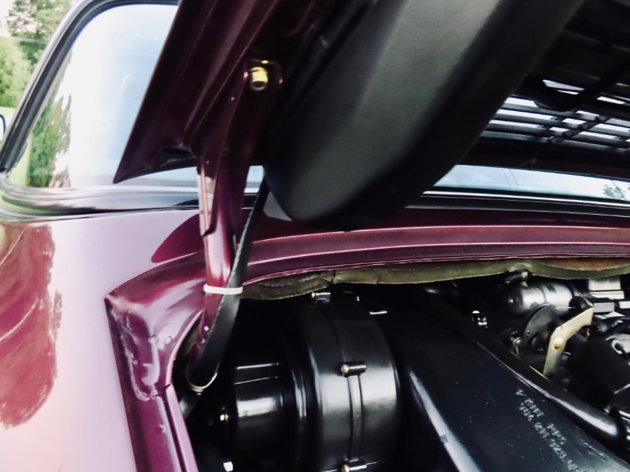 1991 Porsche 911 Carrera 2dr Coupe 2 Targa, available for sale in North Salem, New York | Meccanic Shop North Inc. North Salem, New York 1991 Porsche 911 Carrera 2dr Coupe 2 Targa, available for sale in North Salem, New York | Meccanic Shop North Inc. North Salem, New York