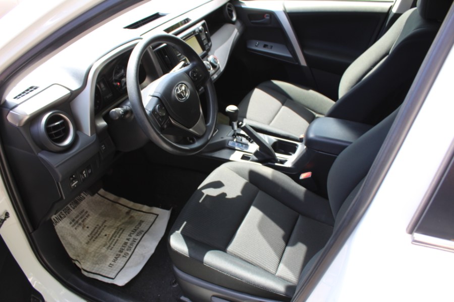 2018 Toyota RAV4 LE AWD, available for sale in Great Neck, New York | Great Neck Car Buyers & Sellers. Great Neck, New York 2018 Toyota RAV4 LE AWD, available for sale in Great Neck, New York | Great Neck Car Buyers & Sellers. Great Neck, New York