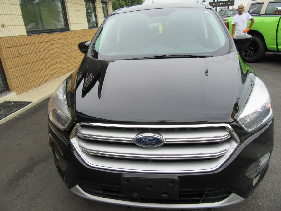 2017 Ford Escape SE, available for sale in Little Ferry, New Jersey | Royalty Auto Sales. Little Ferry, New Jersey 2017 Ford Escape SE, available for sale in Little Ferry, New Jersey | Royalty Auto Sales. Little Ferry, New Jersey