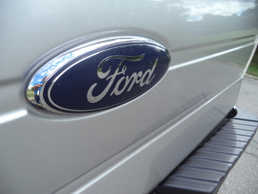2010 Ford F-150 EXTENDED 4X4, available for sale in Berlin, Connecticut | International Motorcars llc. Berlin, Connecticut 2010 Ford F-150 EXTENDED 4X4, available for sale in Berlin, Connecticut | International Motorcars llc. Berlin, Connecticut