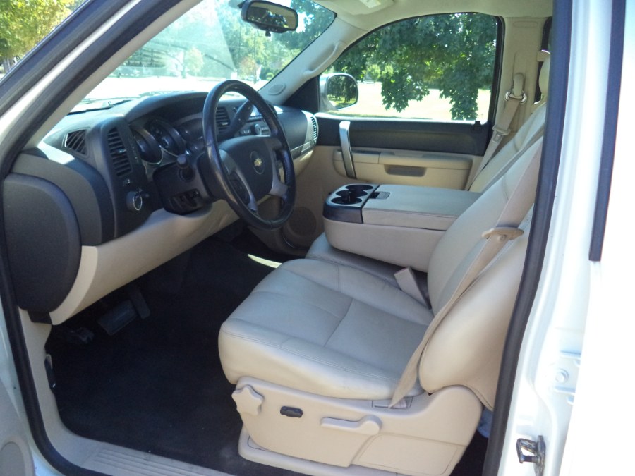 2011 Chevrolet Silverado 1500 4WD Crew Cab 143.5" LT, available for sale in Berlin, Connecticut | International Motorcars llc. Berlin, Connecticut 2011 Chevrolet Silverado 1500 4WD Crew Cab 143.5" LT, available for sale in Berlin, Connecticut | International Motorcars llc. Berlin, Connecticut