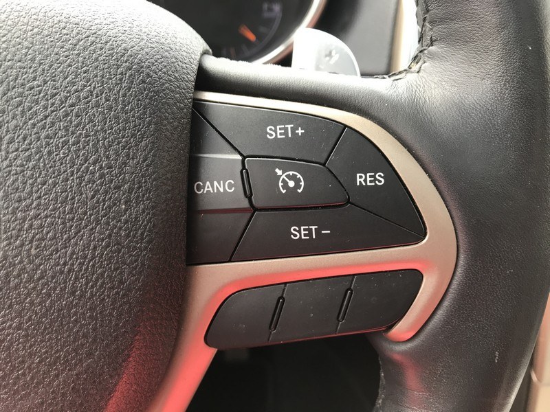 Used Jeep Grand Cherokee 4WD 4dr Limited 2015 | Union Street Auto Sales. West Springfield, Massachusetts Used Jeep Grand Cherokee 4WD 4dr Limited 2015 | Union Street Auto Sales. West Springfield, Massachusetts