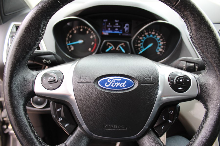 2013 Ford Escape 4WD 4dr SEL, available for sale in Manchester, Connecticut | Carsonmain LLC. Manchester, Connecticut 2013 Ford Escape 4WD 4dr SEL, available for sale in Manchester, Connecticut | Carsonmain LLC. Manchester, Connecticut