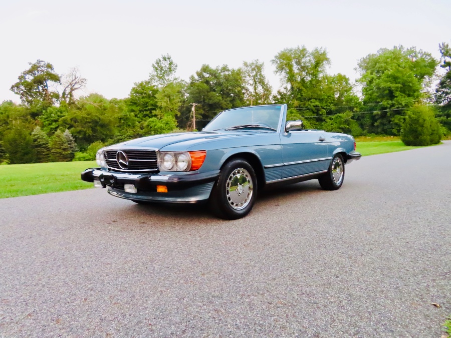1987 Mercedes-Benz 560 Series 2dr Roadster 560SL, available for sale in North Salem, New York | Meccanic Shop North Inc. North Salem, New York 1987 Mercedes-Benz 560 Series 2dr Roadster 560SL, available for sale in North Salem, New York | Meccanic Shop North Inc. North Salem, New York
