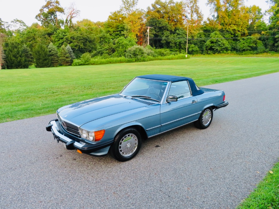 1987 Mercedes-Benz 560 Series 2dr Roadster 560SL, available for sale in North Salem, New York | Meccanic Shop North Inc. North Salem, New York 1987 Mercedes-Benz 560 Series 2dr Roadster 560SL, available for sale in North Salem, New York | Meccanic Shop North Inc. North Salem, New York