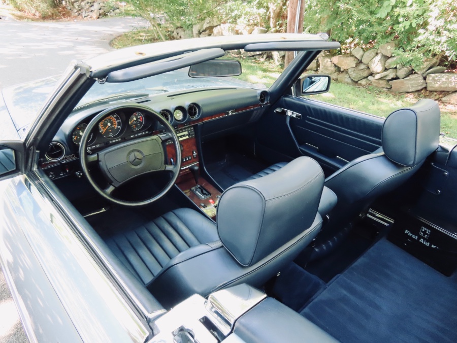 1987 Mercedes-Benz 560 Series 2dr Roadster 560SL, available for sale in North Salem, New York | Meccanic Shop North Inc. North Salem, New York 1987 Mercedes-Benz 560 Series 2dr Roadster 560SL, available for sale in North Salem, New York | Meccanic Shop North Inc. North Salem, New York