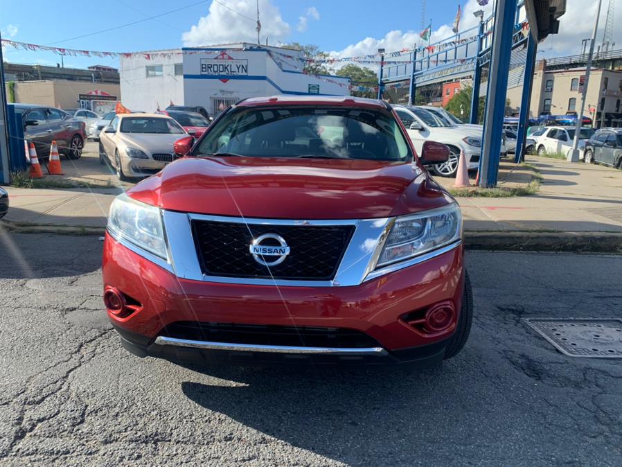 Used Nissan Pathfinder 4WD 4dr SV 2013 | Brooklyn Auto Mall LLC. Brooklyn, New York Used Nissan Pathfinder 4WD 4dr SV 2013 | Brooklyn Auto Mall LLC. Brooklyn, New York