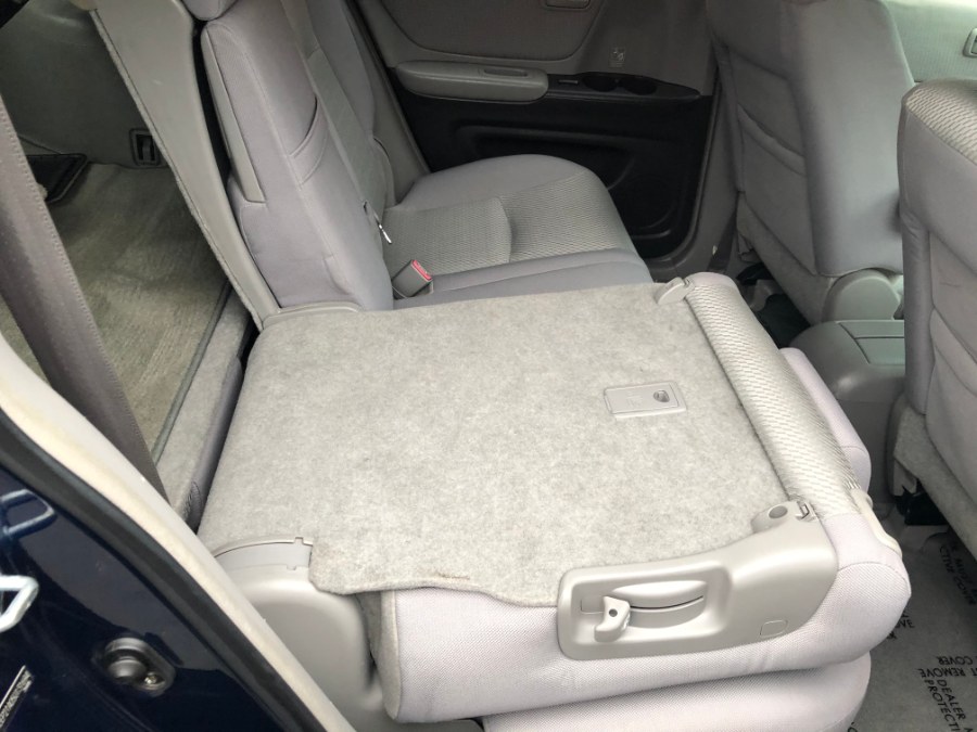 2005 Toyota Highlander 4dr V6 4WD w/3rd Row (Natl), available for sale in Bristol, Connecticut | Bristol Auto Center LLC. Bristol, Connecticut 2005 Toyota Highlander 4dr V6 4WD w/3rd Row (Natl), available for sale in Bristol, Connecticut | Bristol Auto Center LLC. Bristol, Connecticut