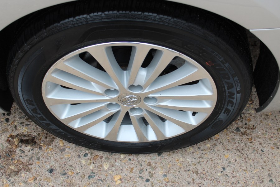 Used Toyota Avalon Hybrid 4dr Sdn XLE Touring (Natl) 2013 | Carsonmain LLC. Manchester, Connecticut Used Toyota Avalon Hybrid 4dr Sdn XLE Touring (Natl) 2013 | Carsonmain LLC. Manchester, Connecticut