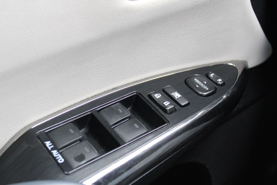 Used Toyota Avalon Hybrid 4dr Sdn XLE Touring (Natl) 2013 | Carsonmain LLC. Manchester, Connecticut Used Toyota Avalon Hybrid 4dr Sdn XLE Touring (Natl) 2013 | Carsonmain LLC. Manchester, Connecticut