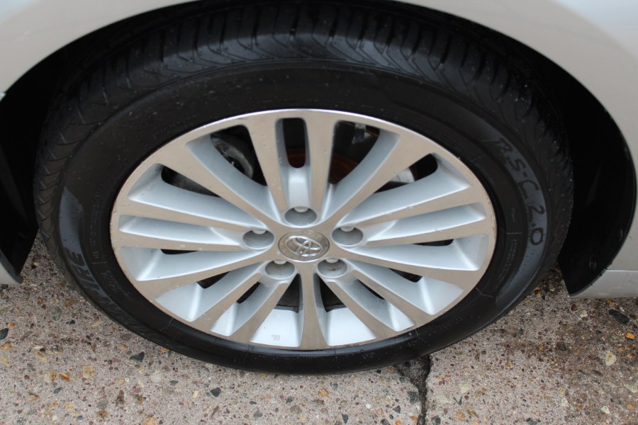 Used Toyota Avalon Hybrid 4dr Sdn XLE Touring (Natl) 2013 | Carsonmain LLC. Manchester, Connecticut Used Toyota Avalon Hybrid 4dr Sdn XLE Touring (Natl) 2013 | Carsonmain LLC. Manchester, Connecticut