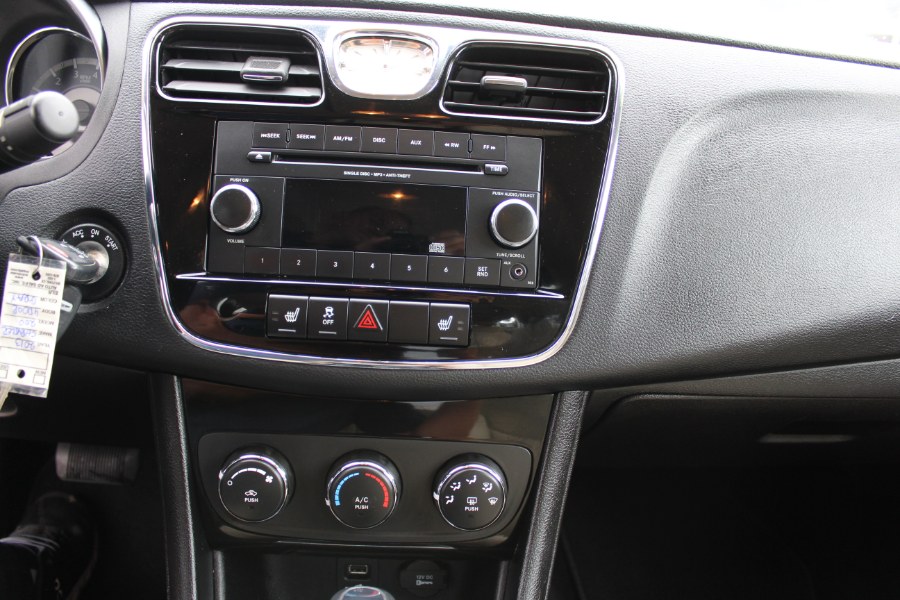 2013 Chrysler 200 4dr Sdn LX, available for sale in Manchester, Connecticut | Carsonmain LLC. Manchester, Connecticut 2013 Chrysler 200 4dr Sdn LX, available for sale in Manchester, Connecticut | Carsonmain LLC. Manchester, Connecticut