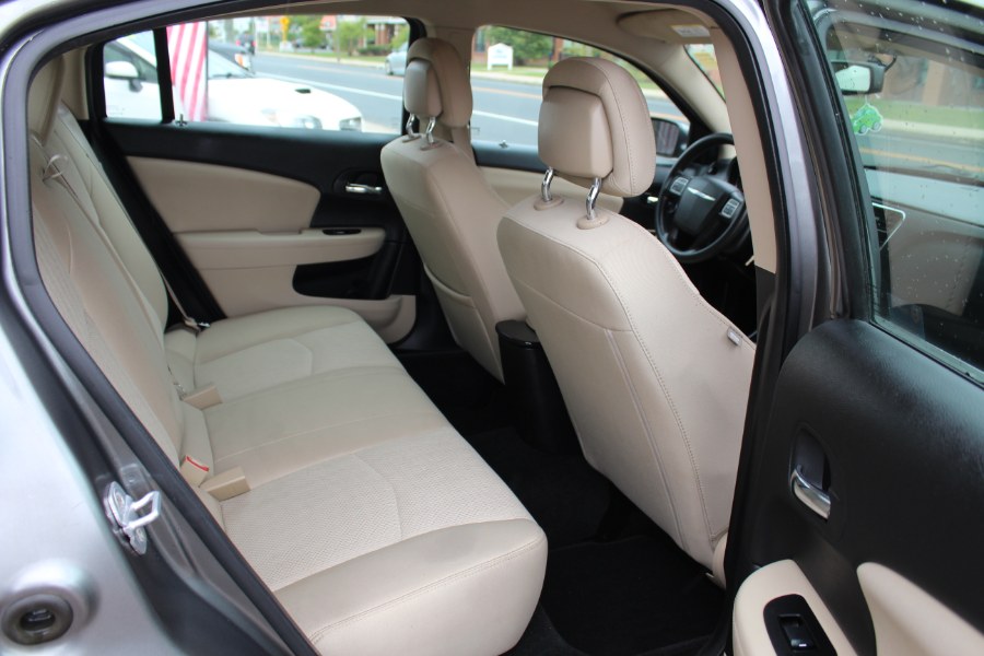 2013 Chrysler 200 4dr Sdn LX, available for sale in Manchester, Connecticut | Carsonmain LLC. Manchester, Connecticut 2013 Chrysler 200 4dr Sdn LX, available for sale in Manchester, Connecticut | Carsonmain LLC. Manchester, Connecticut