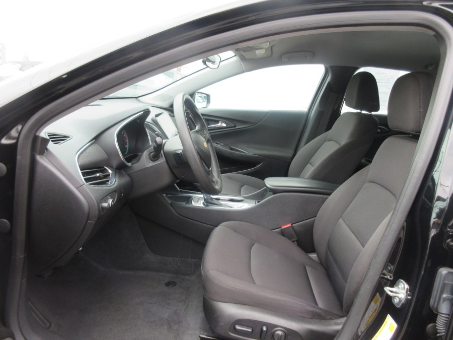 2019 Chevrolet Malibu 4dr Sdn LT w/1LT, available for sale in Linden, New Jersey | Route 27 Auto Mall. Linden, New Jersey 2019 Chevrolet Malibu 4dr Sdn LT w/1LT, available for sale in Linden, New Jersey | Route 27 Auto Mall. Linden, New Jersey