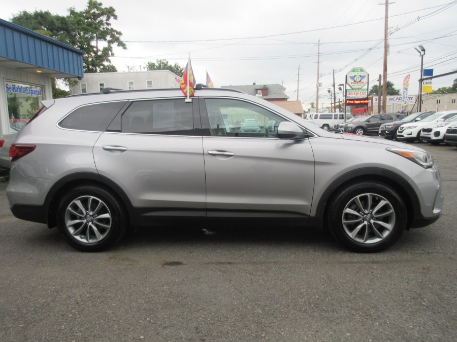 2017 Hyundai Santa Fe SE 3.3L Automatic AWD, available for sale in Linden, New Jersey | Route 27 Auto Mall. Linden, New Jersey 2017 Hyundai Santa Fe SE 3.3L Automatic AWD, available for sale in Linden, New Jersey | Route 27 Auto Mall. Linden, New Jersey