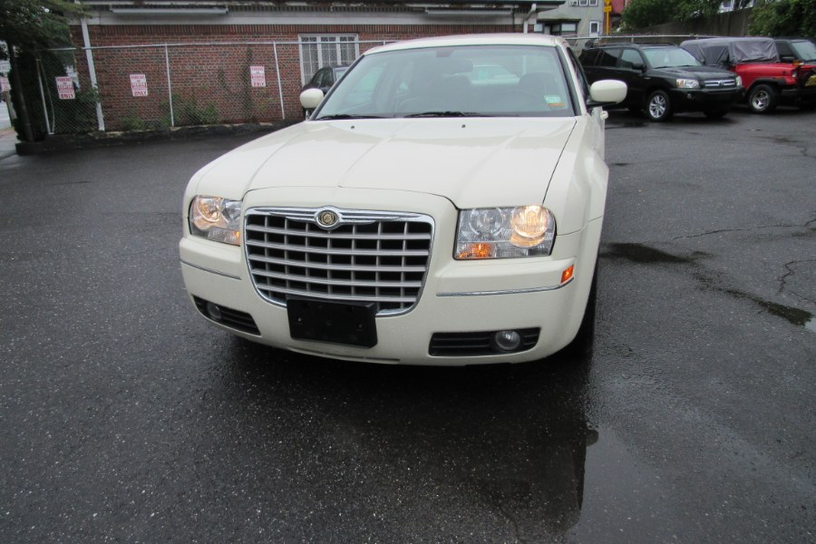 2007 Chrysler 300 4dr Sdn 300 Limited RWD, available for sale in Shelton, Connecticut | Center Motorsports LLC. Shelton, Connecticut 2007 Chrysler 300 4dr Sdn 300 Limited RWD, available for sale in Shelton, Connecticut | Center Motorsports LLC. Shelton, Connecticut
