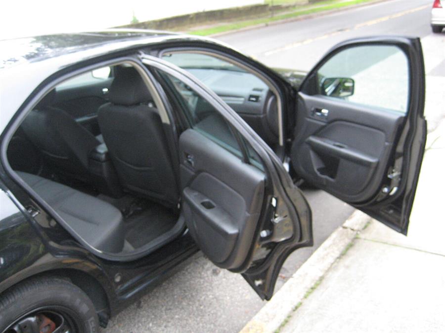 2011 Ford Fusion SE 4dr Sedan, available for sale in Massapequa, New York | Rite Choice Auto Inc.. Massapequa, New York 2011 Ford Fusion SE 4dr Sedan, available for sale in Massapequa, New York | Rite Choice Auto Inc.. Massapequa, New York