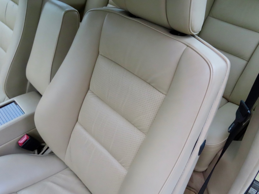 1990 Mercedes-Benz 560 Series 2dr Coupe 560SEC, available for sale in North Salem, New York | Meccanic Shop North Inc. North Salem, New York 1990 Mercedes-Benz 560 Series 2dr Coupe 560SEC, available for sale in North Salem, New York | Meccanic Shop North Inc. North Salem, New York