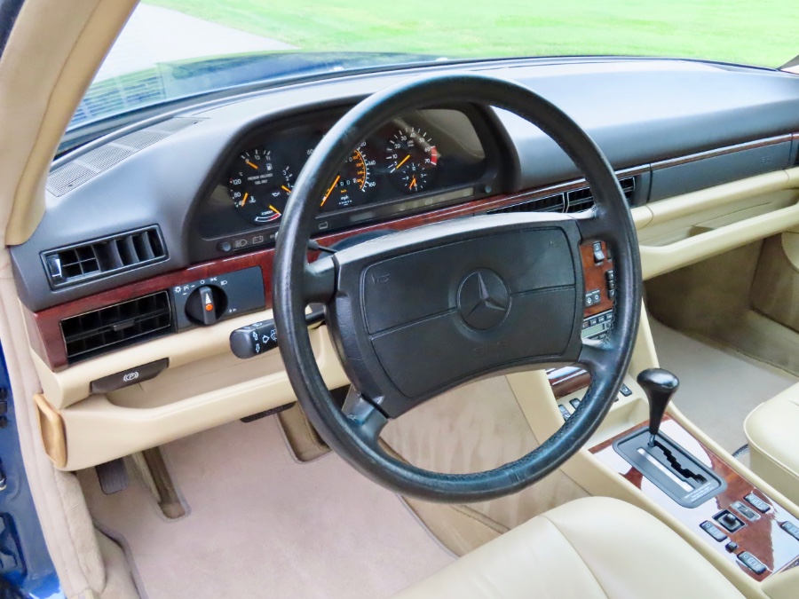1990 Mercedes-Benz 560 Series 2dr Coupe 560SEC, available for sale in North Salem, New York | Meccanic Shop North Inc. North Salem, New York 1990 Mercedes-Benz 560 Series 2dr Coupe 560SEC, available for sale in North Salem, New York | Meccanic Shop North Inc. North Salem, New York