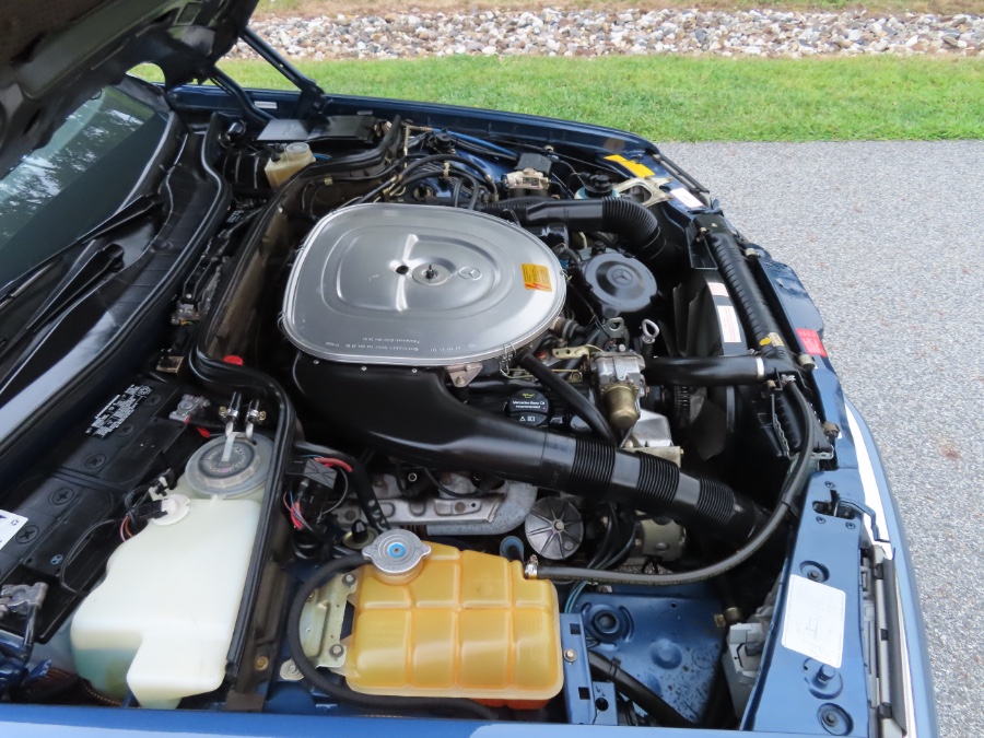 1990 Mercedes-Benz 560 Series 2dr Coupe 560SEC, available for sale in North Salem, New York | Meccanic Shop North Inc. North Salem, New York 1990 Mercedes-Benz 560 Series 2dr Coupe 560SEC, available for sale in North Salem, New York | Meccanic Shop North Inc. North Salem, New York