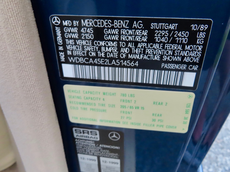 1990 Mercedes-Benz 560 Series 2dr Coupe 560SEC, available for sale in North Salem, New York | Meccanic Shop North Inc. North Salem, New York 1990 Mercedes-Benz 560 Series 2dr Coupe 560SEC, available for sale in North Salem, New York | Meccanic Shop North Inc. North Salem, New York
