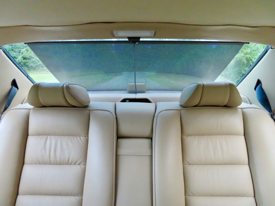 1990 Mercedes-Benz 560 Series 2dr Coupe 560SEC, available for sale in North Salem, New York | Meccanic Shop North Inc. North Salem, New York 1990 Mercedes-Benz 560 Series 2dr Coupe 560SEC, available for sale in North Salem, New York | Meccanic Shop North Inc. North Salem, New York