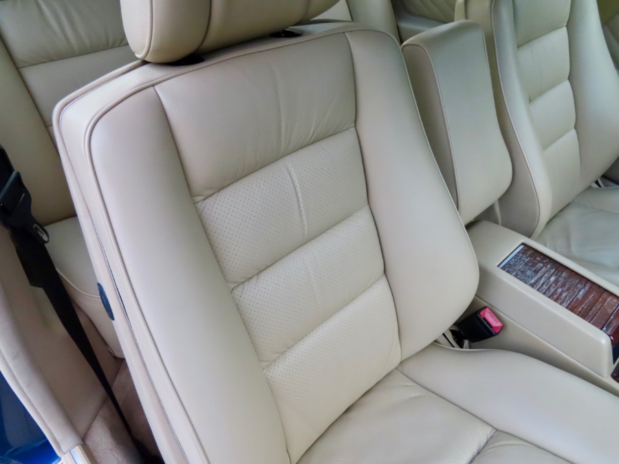 1990 Mercedes-Benz 560 Series 2dr Coupe 560SEC, available for sale in North Salem, New York | Meccanic Shop North Inc. North Salem, New York 1990 Mercedes-Benz 560 Series 2dr Coupe 560SEC, available for sale in North Salem, New York | Meccanic Shop North Inc. North Salem, New York