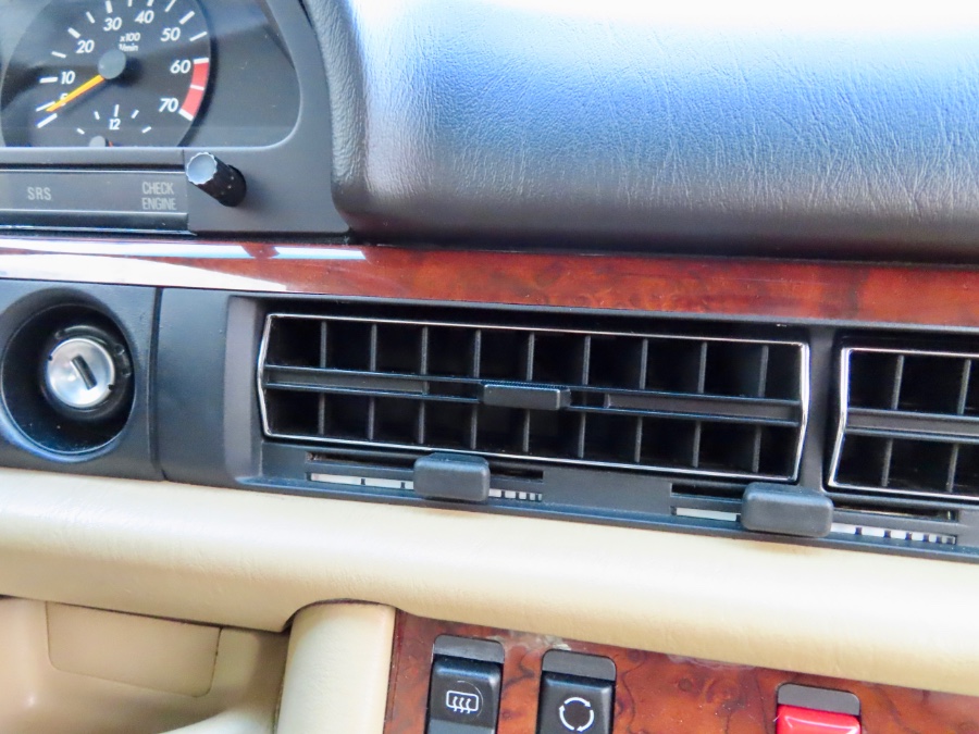 1990 Mercedes-Benz 560 Series 2dr Coupe 560SEC, available for sale in North Salem, New York | Meccanic Shop North Inc. North Salem, New York 1990 Mercedes-Benz 560 Series 2dr Coupe 560SEC, available for sale in North Salem, New York | Meccanic Shop North Inc. North Salem, New York
