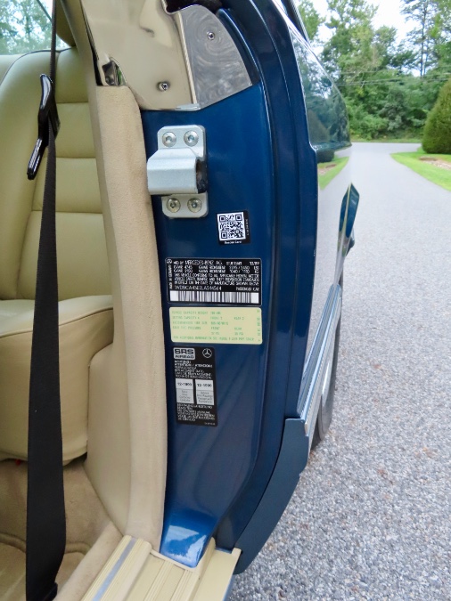 1990 Mercedes-Benz 560 Series 2dr Coupe 560SEC, available for sale in North Salem, New York | Meccanic Shop North Inc. North Salem, New York 1990 Mercedes-Benz 560 Series 2dr Coupe 560SEC, available for sale in North Salem, New York | Meccanic Shop North Inc. North Salem, New York