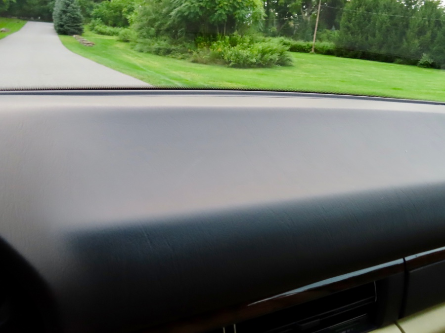 1990 Mercedes-Benz 560 Series 2dr Coupe 560SEC, available for sale in North Salem, New York | Meccanic Shop North Inc. North Salem, New York 1990 Mercedes-Benz 560 Series 2dr Coupe 560SEC, available for sale in North Salem, New York | Meccanic Shop North Inc. North Salem, New York