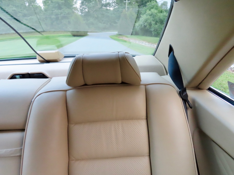 1990 Mercedes-Benz 560 Series 2dr Coupe 560SEC, available for sale in North Salem, New York | Meccanic Shop North Inc. North Salem, New York 1990 Mercedes-Benz 560 Series 2dr Coupe 560SEC, available for sale in North Salem, New York | Meccanic Shop North Inc. North Salem, New York