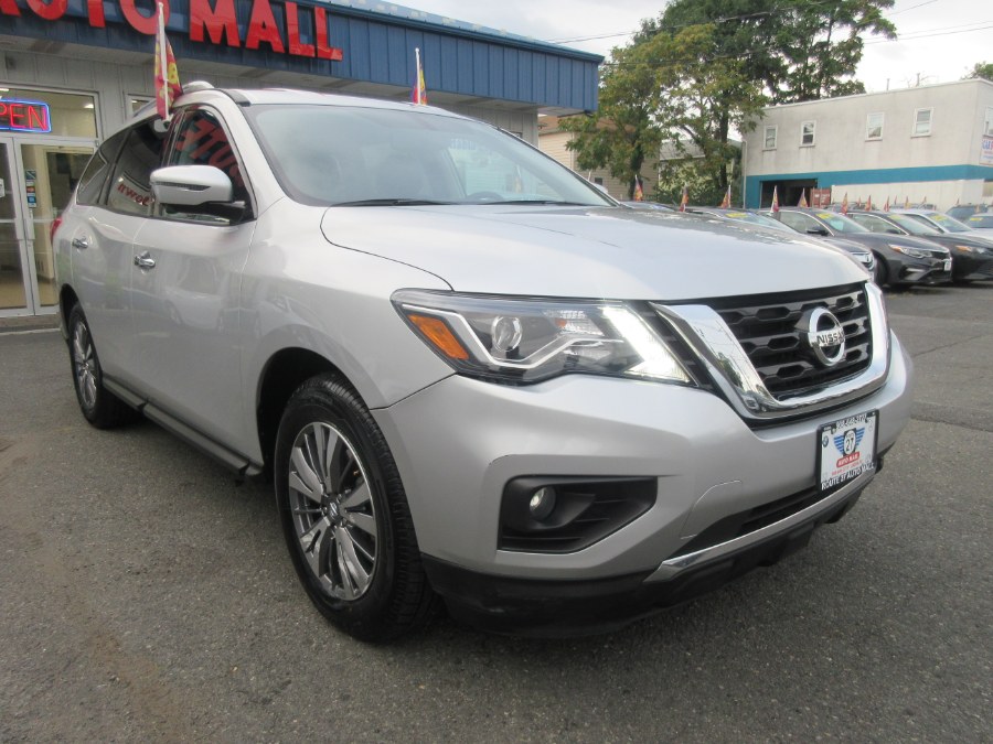 2019 Nissan Pathfinder FWD SL, available for sale in Linden, New Jersey | Route 27 Auto Mall. Linden, New Jersey 2019 Nissan Pathfinder FWD SL, available for sale in Linden, New Jersey | Route 27 Auto Mall. Linden, New Jersey