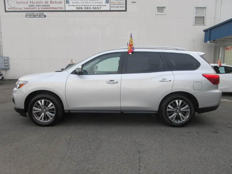 2019 Nissan Pathfinder FWD SL, available for sale in Linden, New Jersey | Route 27 Auto Mall. Linden, New Jersey 2019 Nissan Pathfinder FWD SL, available for sale in Linden, New Jersey | Route 27 Auto Mall. Linden, New Jersey