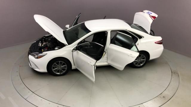 2017 Toyota Camry SE Auto, available for sale in Naugatuck, Connecticut | J&M Automotive Sls&Svc LLC. Naugatuck, Connecticut 2017 Toyota Camry SE Auto, available for sale in Naugatuck, Connecticut | J&M Automotive Sls&Svc LLC. Naugatuck, Connecticut