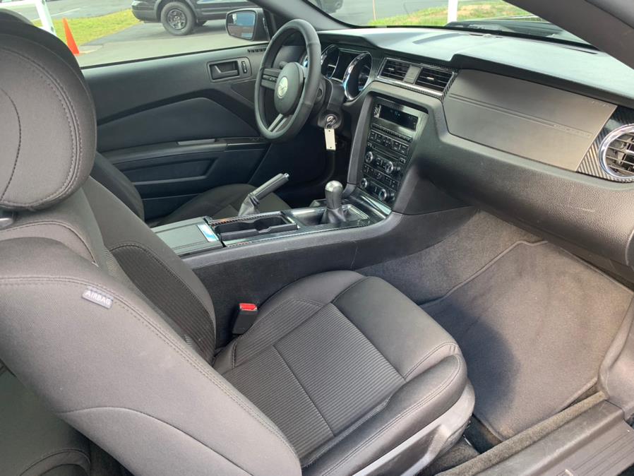 2012 Ford Mustang 2dr Cpe V6, available for sale in South Windsor, Connecticut | Mike And Tony Auto Sales, Inc. South Windsor, Connecticut 2012 Ford Mustang 2dr Cpe V6, available for sale in South Windsor, Connecticut | Mike And Tony Auto Sales, Inc. South Windsor, Connecticut